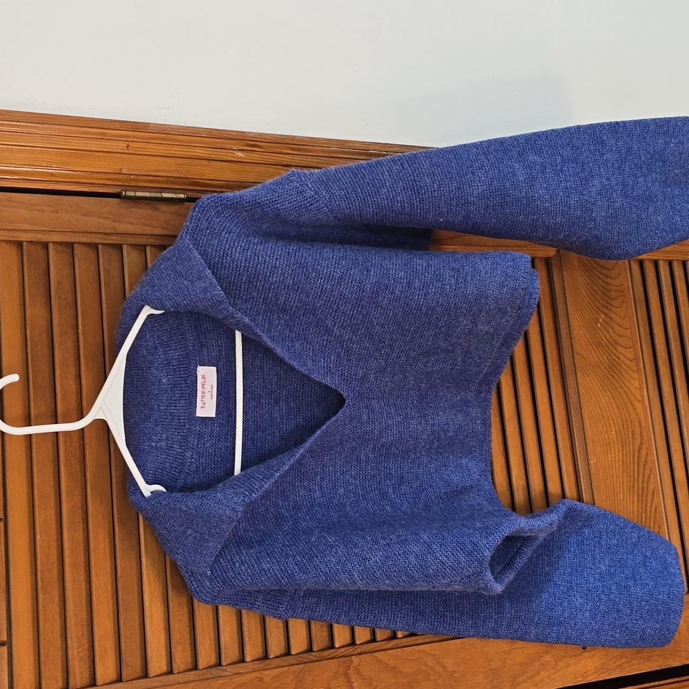 Buttermelon sweater